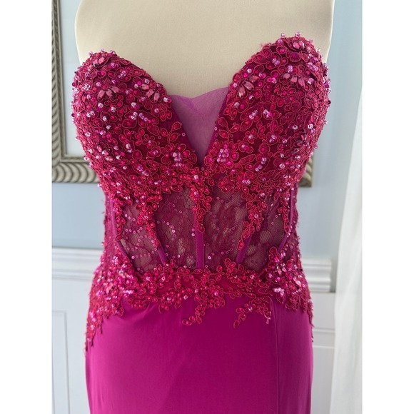 Faviana Glamour Gown Magenta Beaded Lace Corset Black Tie Prom Dress Size 6 - Picture 2 of 10